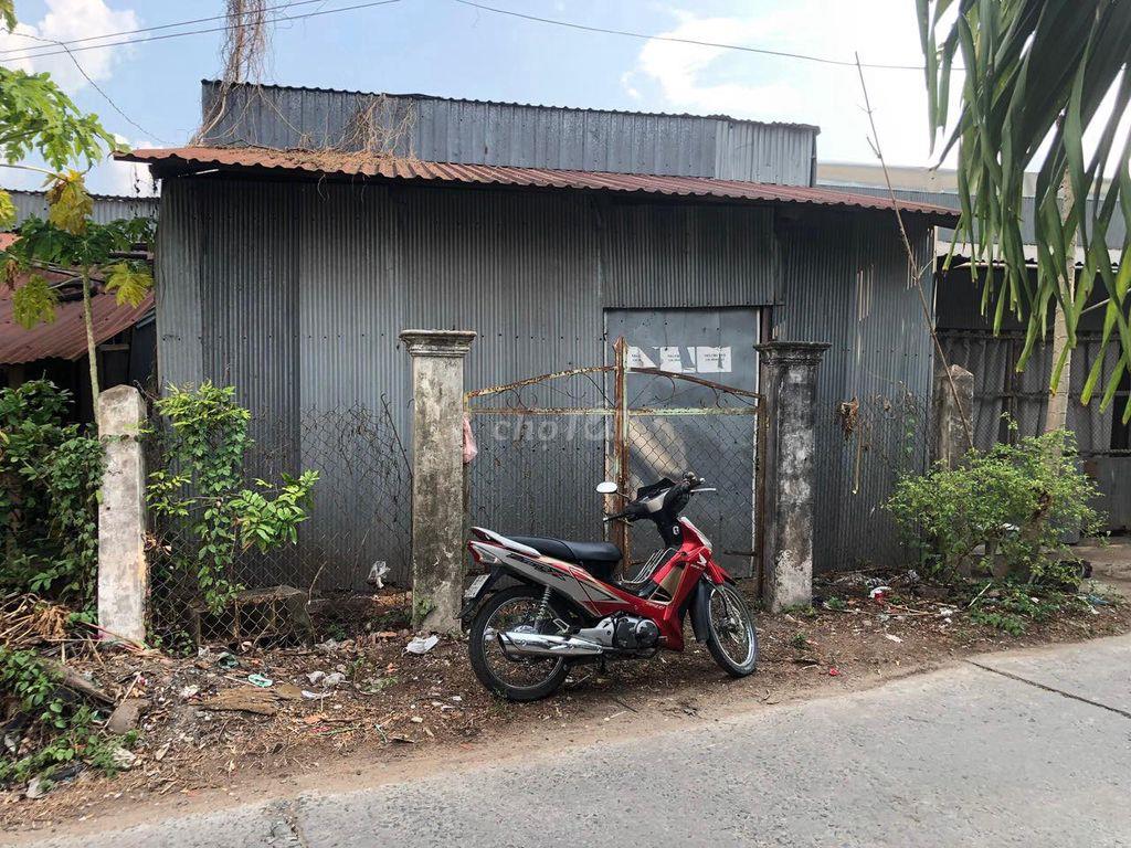 Cho thuê mặt bằng nhà ở, kinh doanh ngay bờ sông