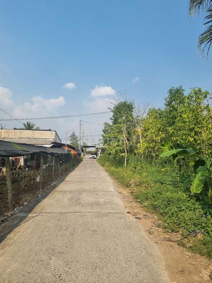Đất vườn nghỉ dưỡng 3 mặt tiền