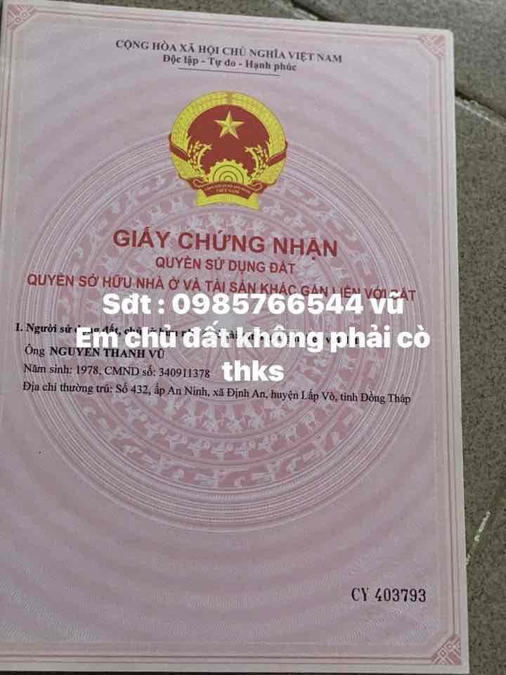 nền mặt tiền cần bán