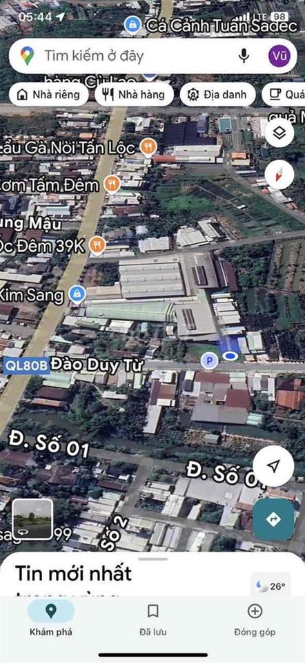 nền mặt tiền cần bán