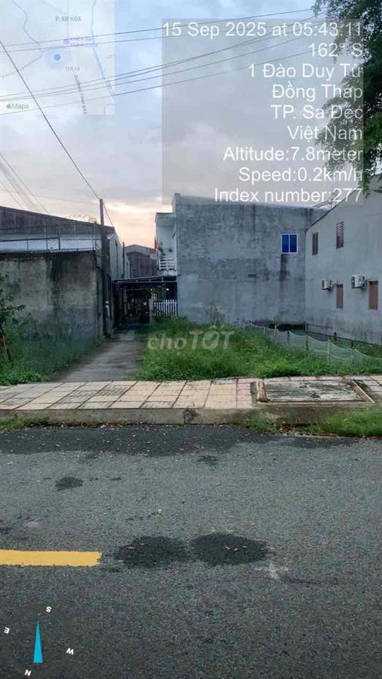 nền mặt tiền cần bán