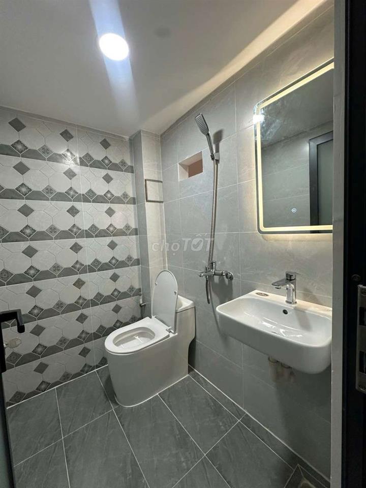 cần bán gấp nhà mặt tiền thống nhất 