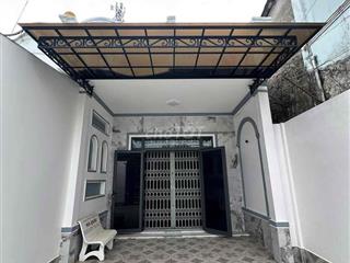 Giãm sốc nhà mặt tiền lộ cái