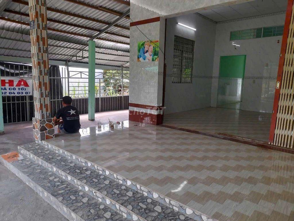 BÁN ÐÂT CÓ NHÀ MẶT TIỀN NHƯA