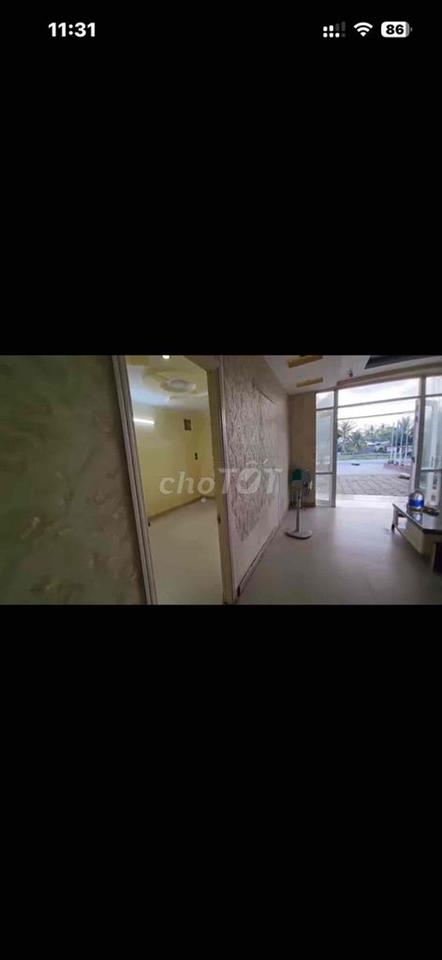 Cần bán gấp biệt thự 1 trệt và 1 lầu có 350 đất thổ cư