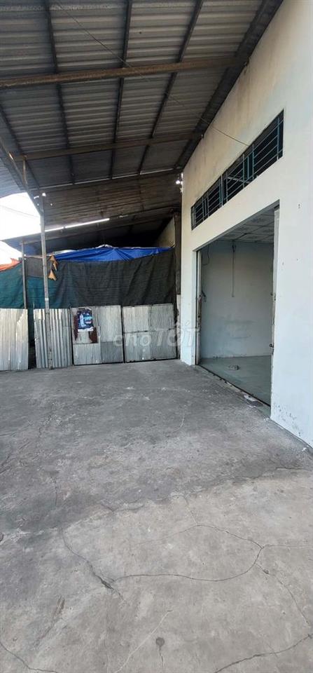 Cho thuê mặt có mặt tiền quốc lộ 1A