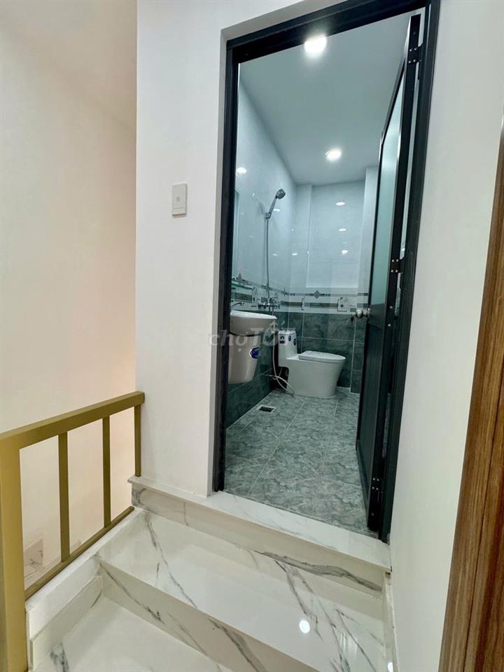 Nhà phố hẻm xe hơi 6m, Đường Chiến Lược, Bình Trị Đông, Bình Tân, HCM