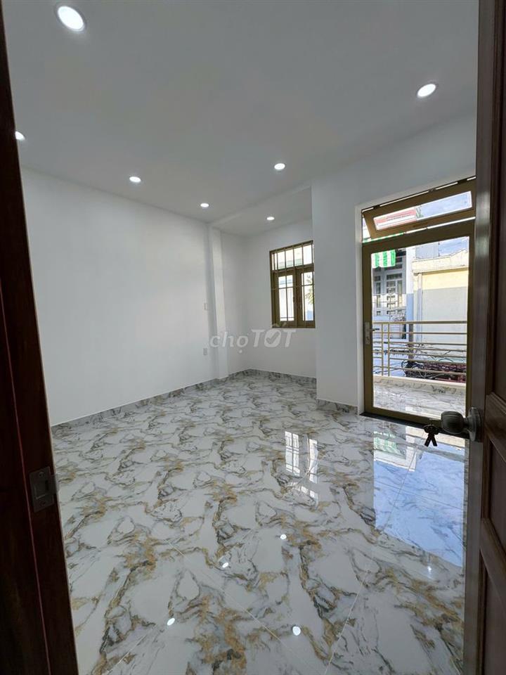 Nhà phố hẻm xe hơi 6m, Đường Chiến Lược, Bình Trị Đông, Bình Tân, HCM