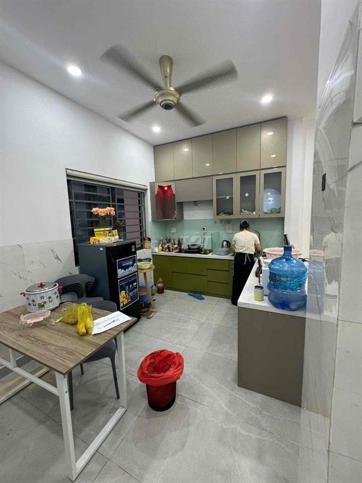 CẦN TIỀN CẦN BÁN