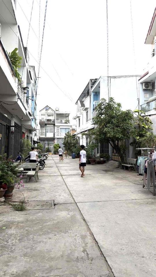 NHÀ NGỘP BÁN GẤP  59,6m2 - 2.6 tỷ