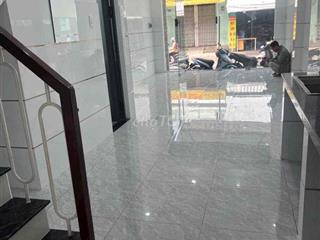 Nhà Mới - Mặt Tiền Đường 8 M