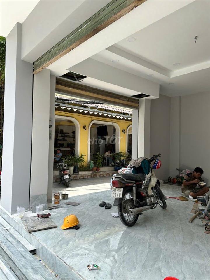 CHO THUÊ MẶT BẰNG TẦNG TRỆT KINH DOANH MỚI XÂY.