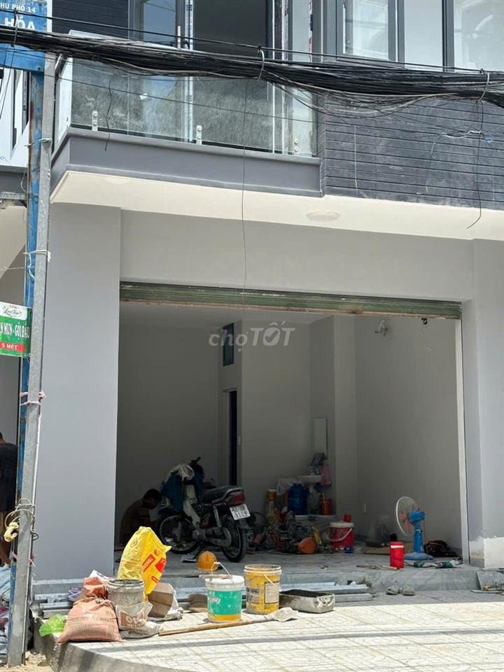 CHO THUÊ MẶT BẰNG TẦNG TRỆT KINH DOANH MỚI XÂY.