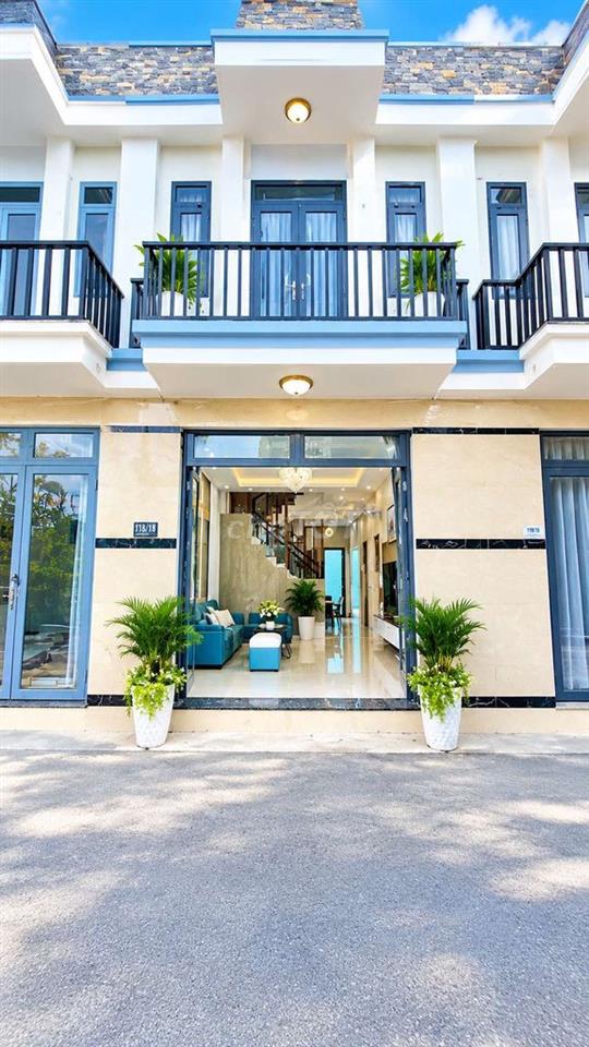 CHÍNH CHỦ BÁN LỖ NHÀ SỔ RIÊNG 2 MẶT TIỀN