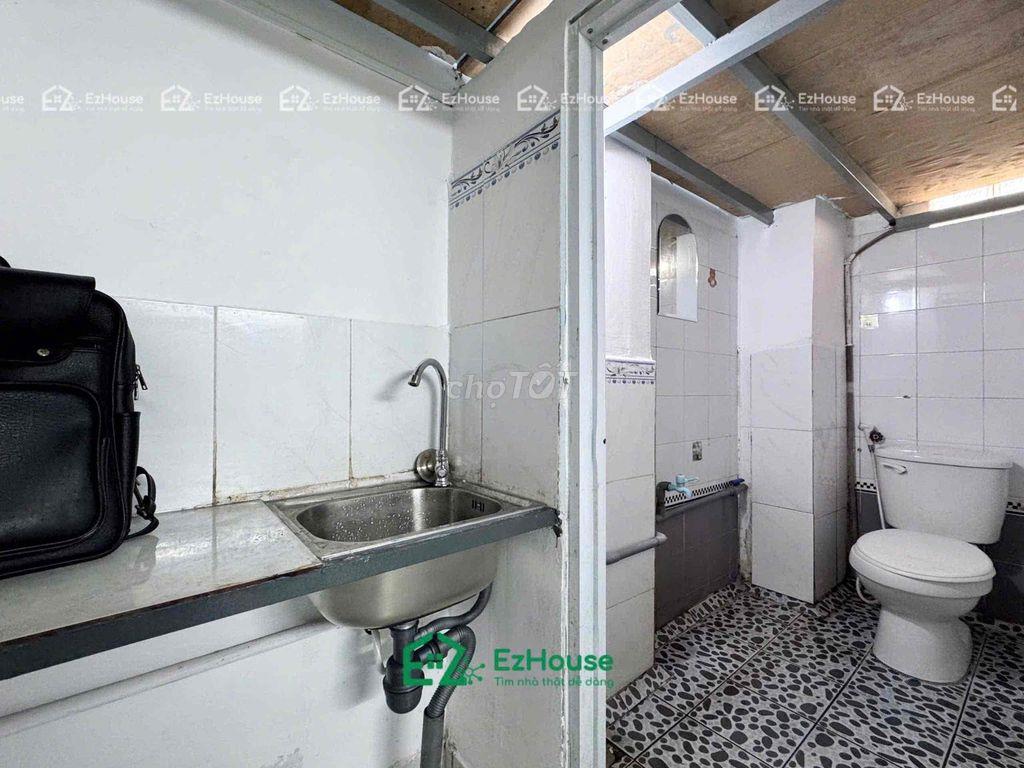 Phòng trống ở liền giá rẻ 2x ngay Phú Thạnh