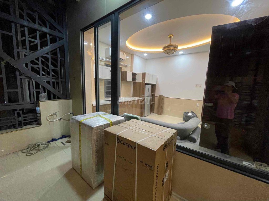 Cho thuê nhà Đẹp full nội thất đang hoàn thiện