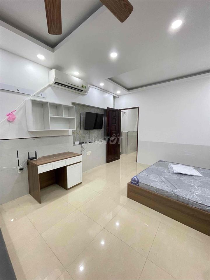 Cho thuê nhà Đẹp full nội thất đang hoàn thiện