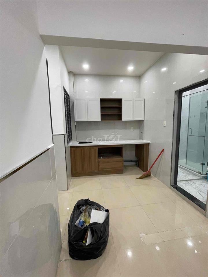 Cho thuê nhà Đẹp full nội thất đang hoàn thiện