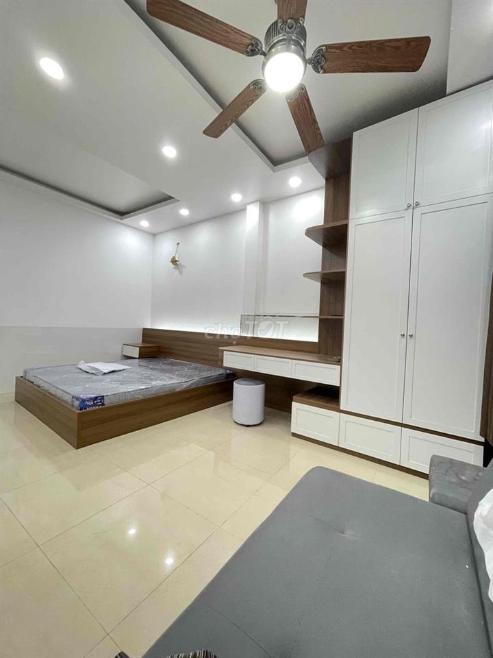 Cho thuê nhà Đẹp full nội thất đang hoàn thiện