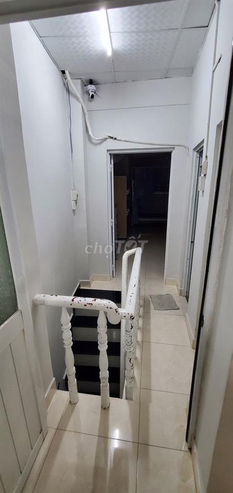 Cho thuê phòng ký túc, phòng lạnh, từ 1.000.000 đồng/giường/người