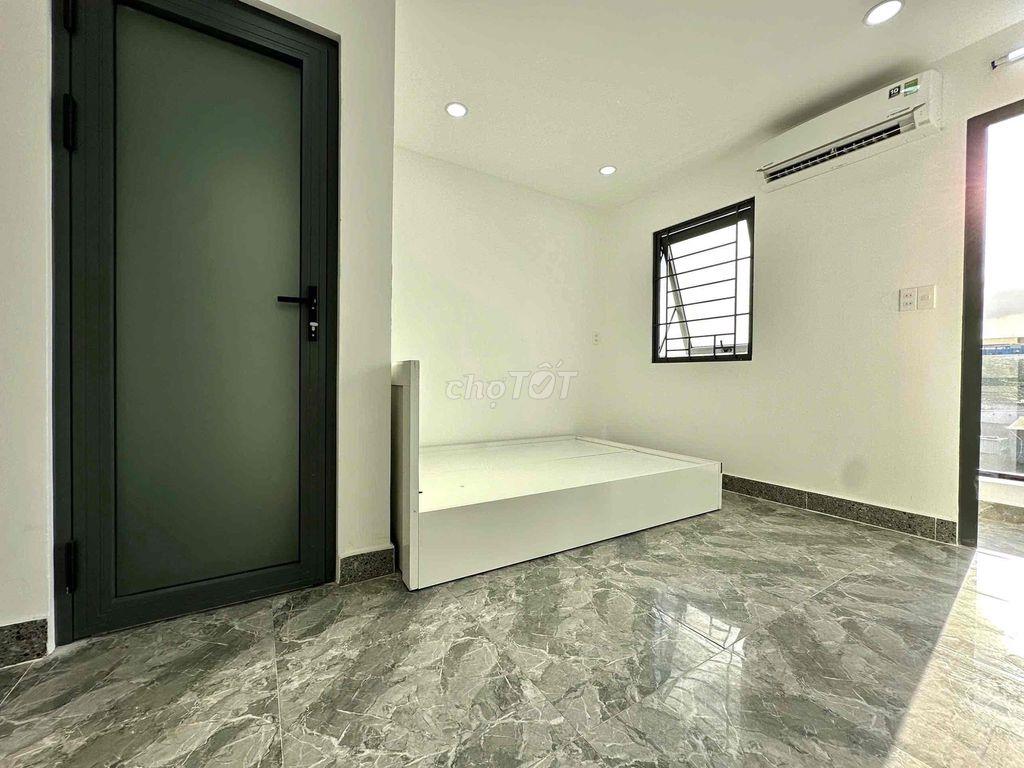 PHÒNG CÓ BAN CÔNG, CỬA SỔ TRUNG TÂM BÌNH THẠNH