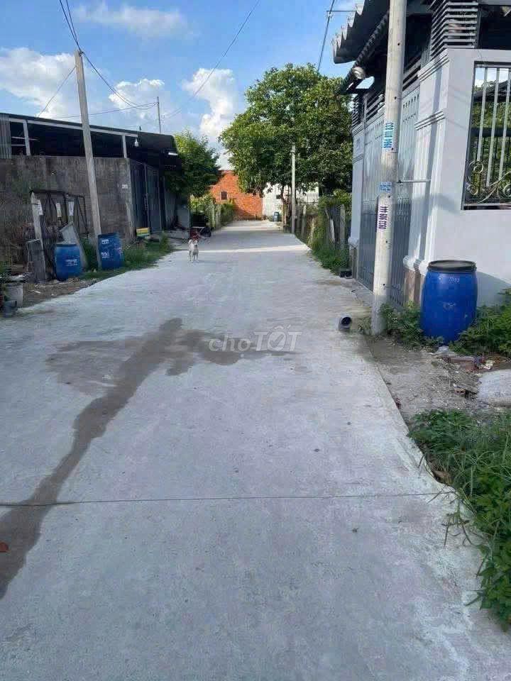 HÀNG NGỘP THỞ - CHỈ 850 CỦ CÓ NGAY 142.7M2 ĐẤT TÂN PHÚ TRUNG!