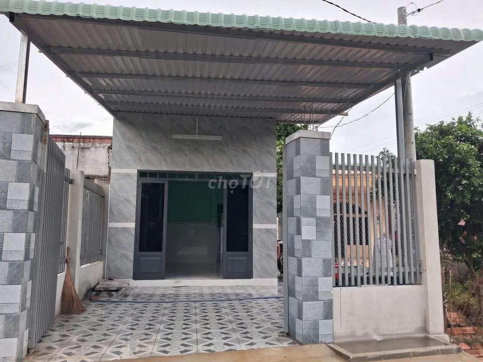 Vỡ nợ! Xả nhà mặt tiền nhựa Phước Hiệp 163.7m2 giá 850 triệu .