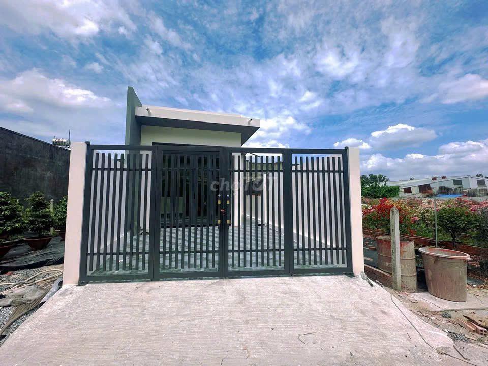 CHỦ NGỘP NẶNG - xả gấp nhà Phước Vĩnh An diện tích 121m2 chỉ 1 tỷ 200!