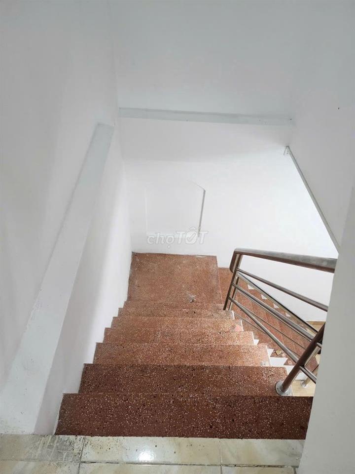 Cho thuê nhà QUang trung HẺM 6M THÔNG 2PN, 2WC 