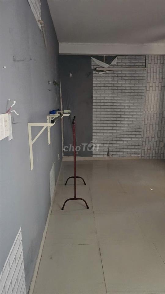Phòng đẹp giá rẻ Quận Gò Vấp (cũ), giờ tự do, có máy lạnh.