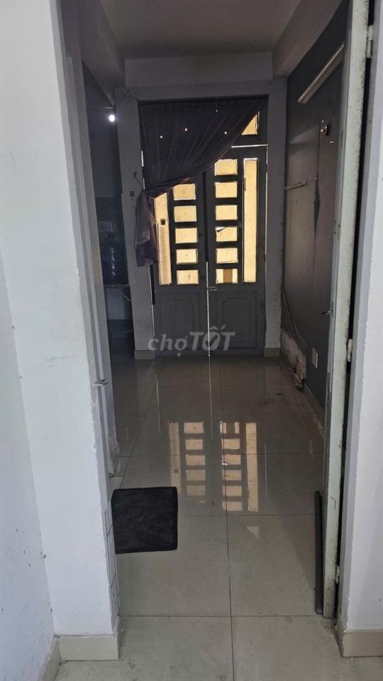 Phòng đẹp giá rẻ Quận Gò Vấp (cũ), giờ tự do, có máy lạnh.