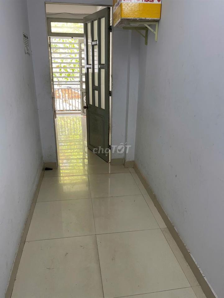 Phòng đẹp giá rẻ Quận Gò Vấp (cũ), giờ tự do, có máy lạnh.