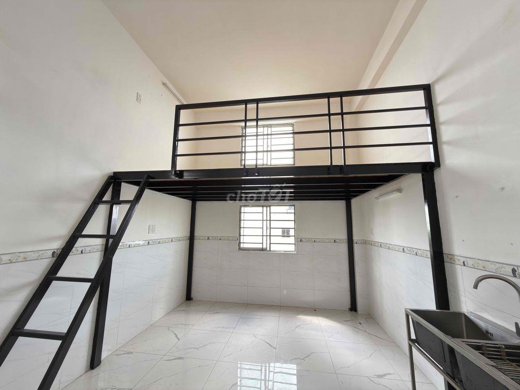 CÁCH NTTU 3P SẴN MÁY LẠNH_Hà Huy Giáp Quận 12_ Nhà Xe Rộng,