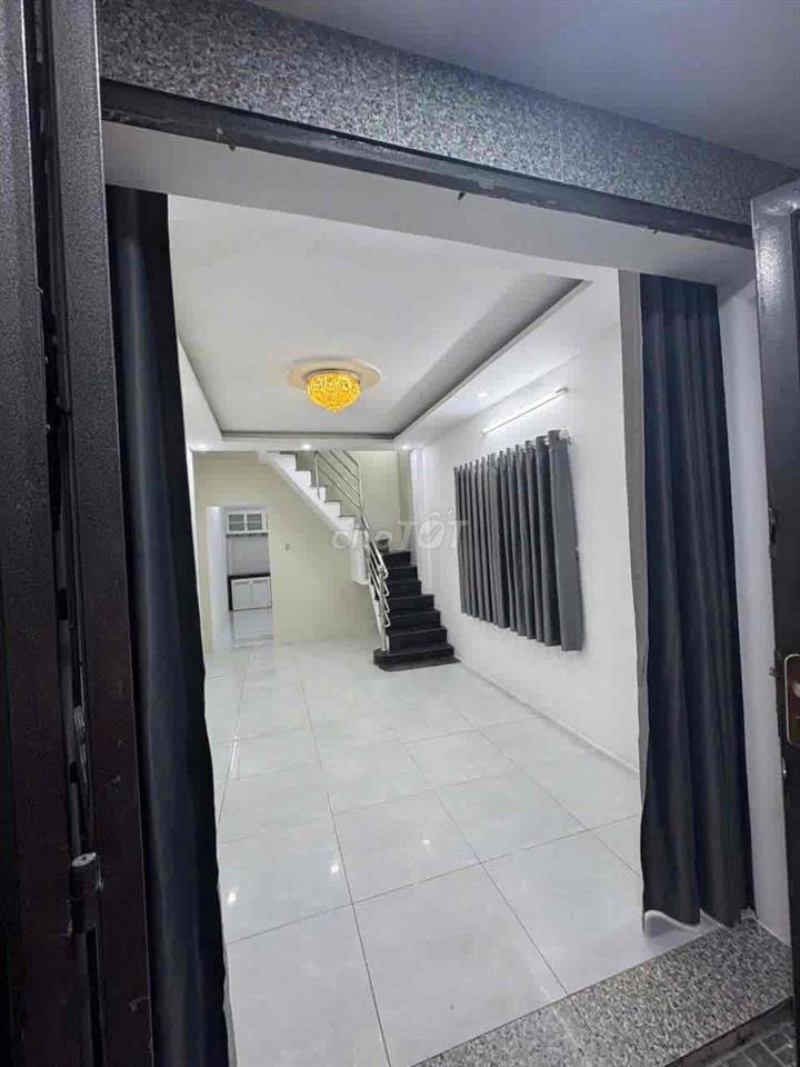 Bán Gấp Nhà Hẻm Phạm Thị Giây
