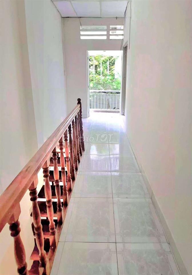 nhà trung tâm phú nhuận , giá tốt