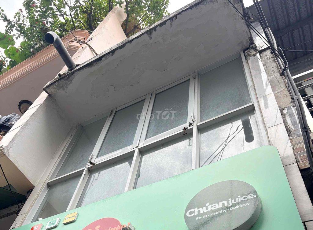phòng lầu 1 trống cho thuê