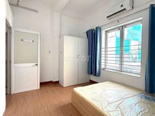 CHDV 1 PHÒNG NGỦ TÁCH BẾP, CỬA SỔ THOÁNG LẦU 1