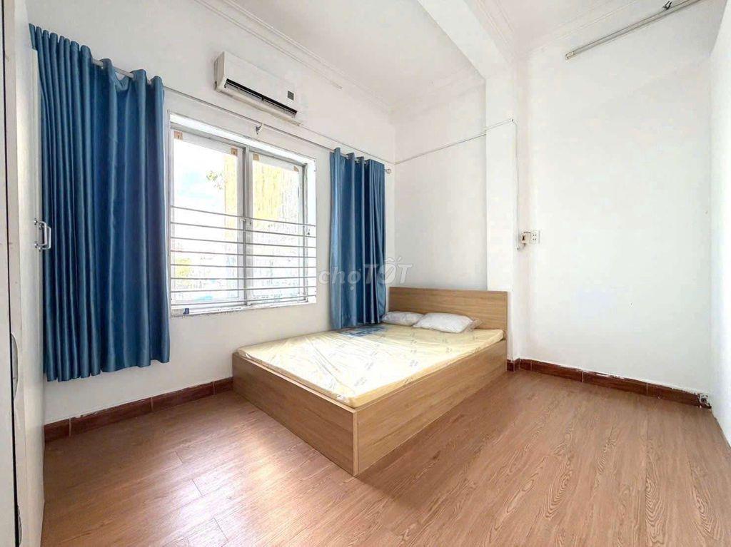 CHDV 1 PHÒNG NGỦ TÁCH BẾP, CỬA SỔ THOÁNG LẦU 1