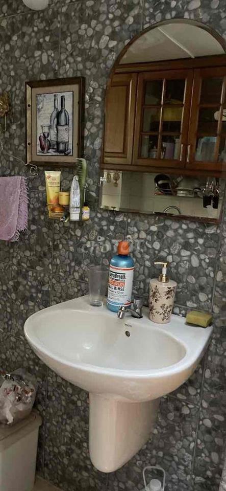 cho thuê tầng trệt Chung cư ĐTH, vị trí đẹp gần trường, chợ , bv.