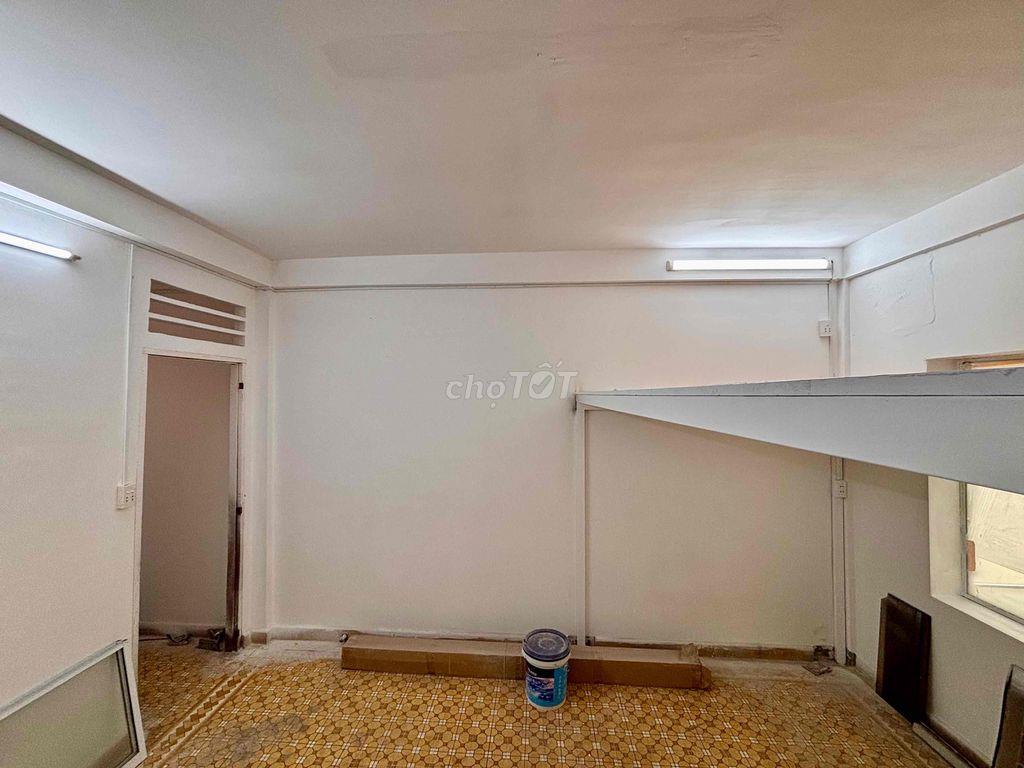Cho Thuê Duplex 3,4 Bạn Ở Siêu Rộng - Ngay Ba Thang Hai - Lê Đại Hành