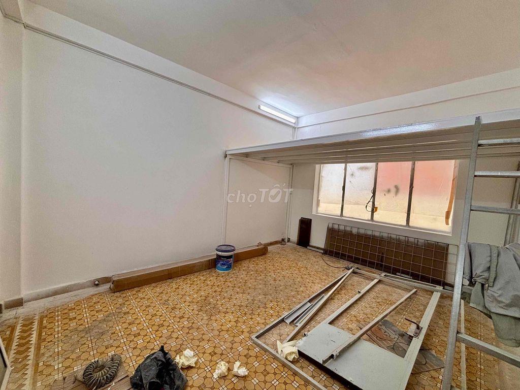 Cho Thuê Duplex 3,4 Bạn Ở Siêu Rộng - Ngay Ba Thang Hai - Lê Đại Hành