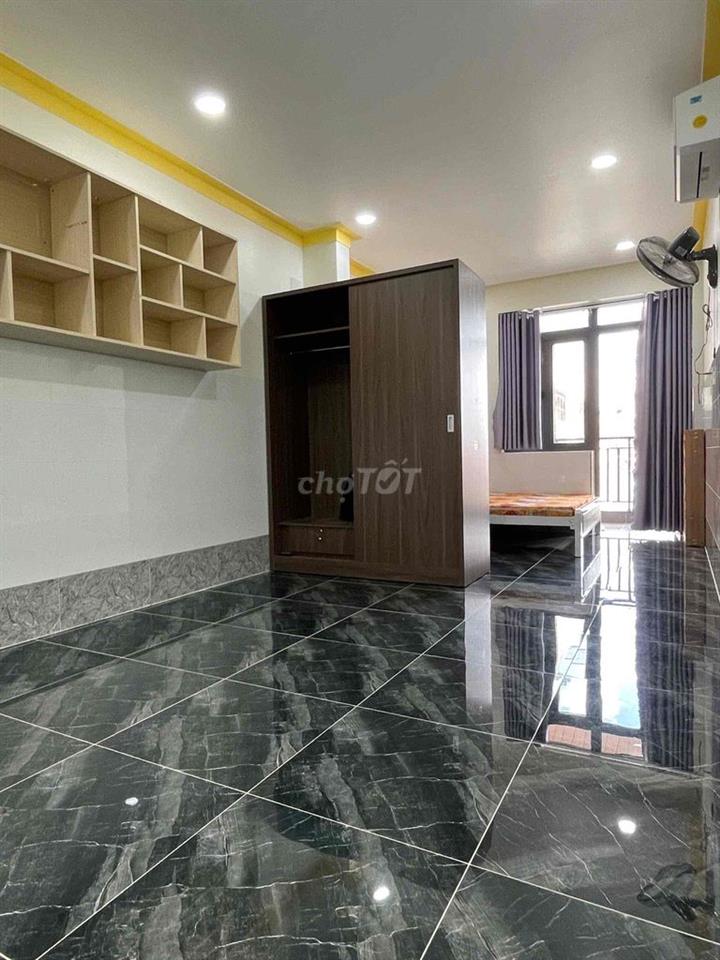 Cho Thuê Căn Hộ - Ban Công Cửa Sổ - khu Bắc Hải - Giáp Q10