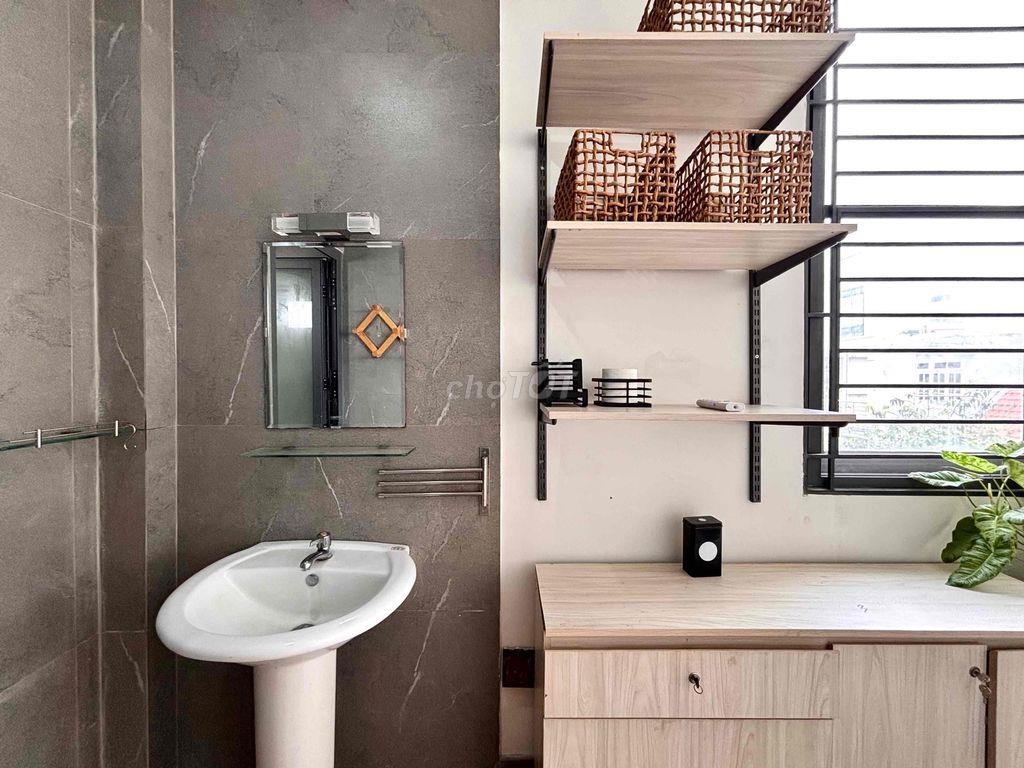 Cho Thuê Căn Hộ Bờ Kè Hoàng Sa - Nhà Mới Nội Thất Cao Cấp