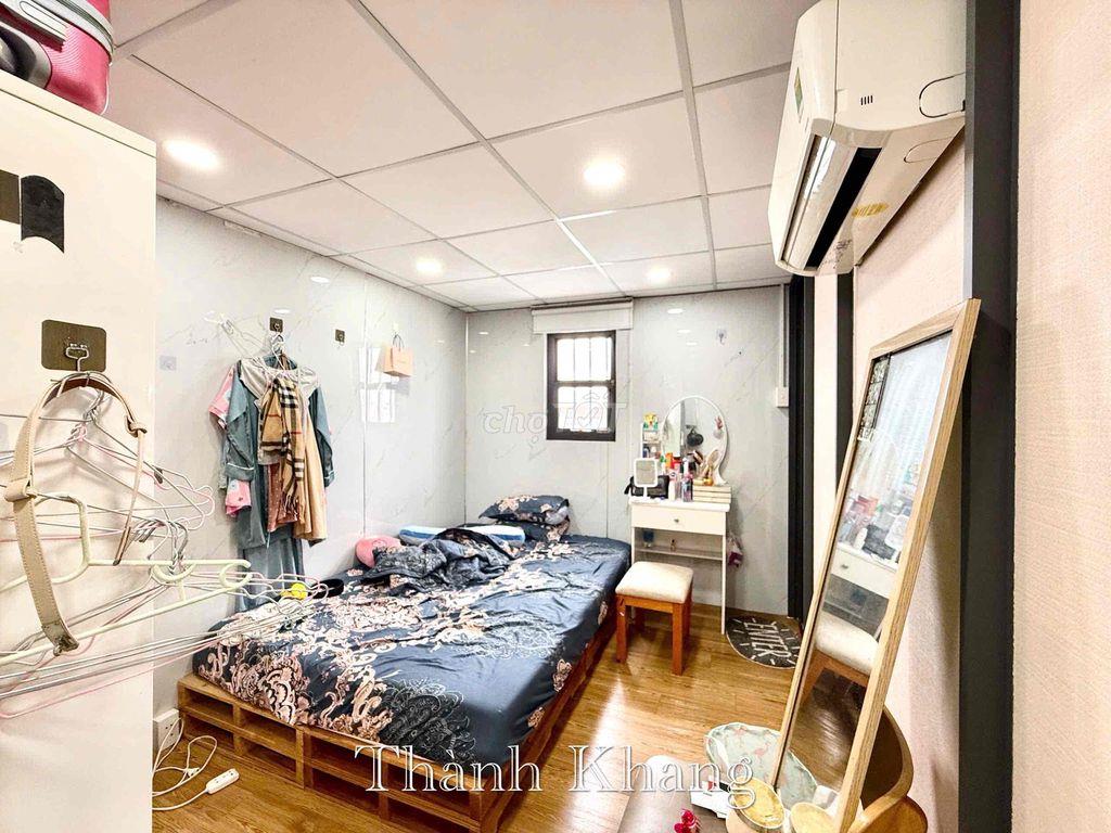 2PN 2WC Ban Công - Thang Máy - Ngay Bờ Kè Hoàng Sa -  Phòng Mới 100%