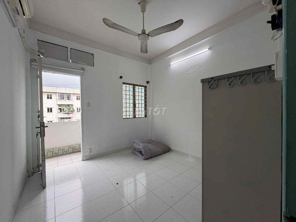 Cư Xá/CC Cũ - Hồ Văn Huê 2PN 1WC Siêu Rẻ Đẹp - Giờ Tự Do
