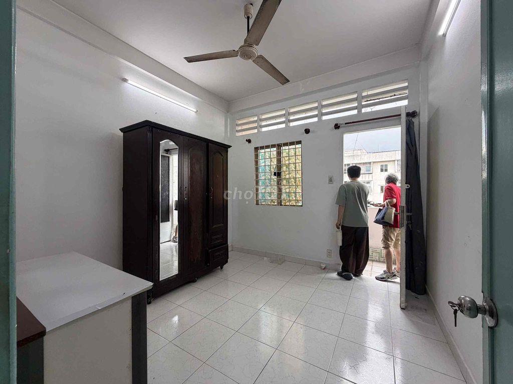 Cư Xá/CC Cũ - Hồ Văn Huê 2PN 1WC Siêu Rẻ Đẹp - Giờ Tự Do
