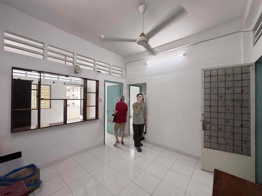 Cư Xá/CC Cũ - Hồ Văn Huê 2PN 1WC Siêu Rẻ Đẹp - Giờ Tự Do