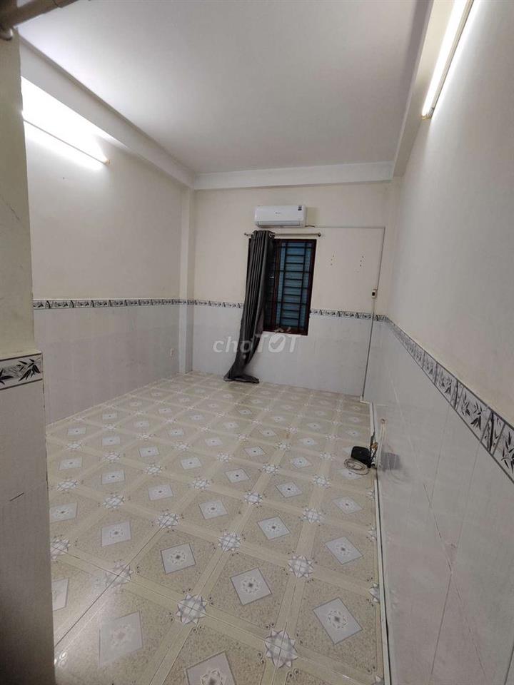 Phòng trọ thành thái 16m2