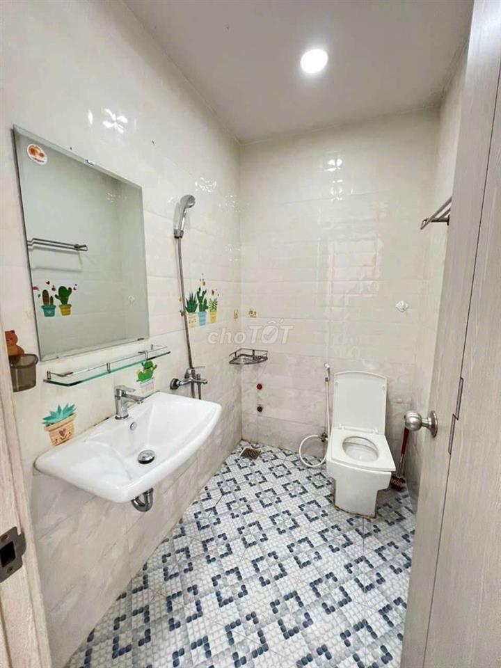 CHO THUÊ STUDIO BAN CÔNG Q3 FULL NỘI THẤT, NGAY CMT8, GẦN ĐH SƯ PHẠM