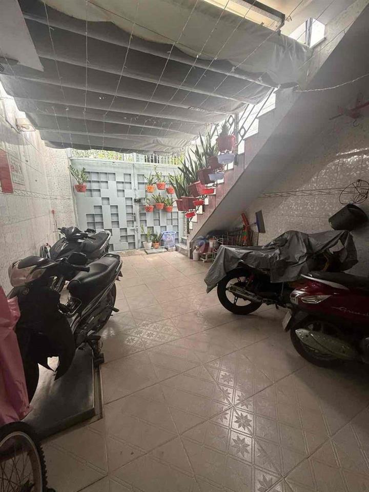 🔥 Q10 – PHÒNG 20M² CHỈ 3 TRIỆU/THÁNG | MÁY LẠNH – WC RIÊNG – ĐANG TRỐN